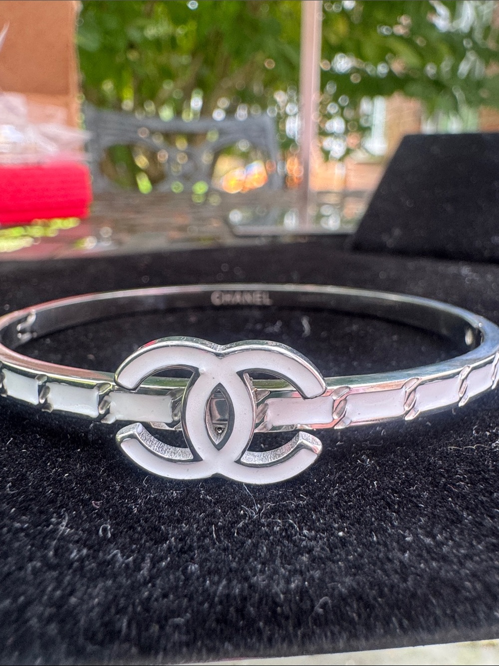 Bracelet Silver tone Hinged Bangle Bracelet white enamel